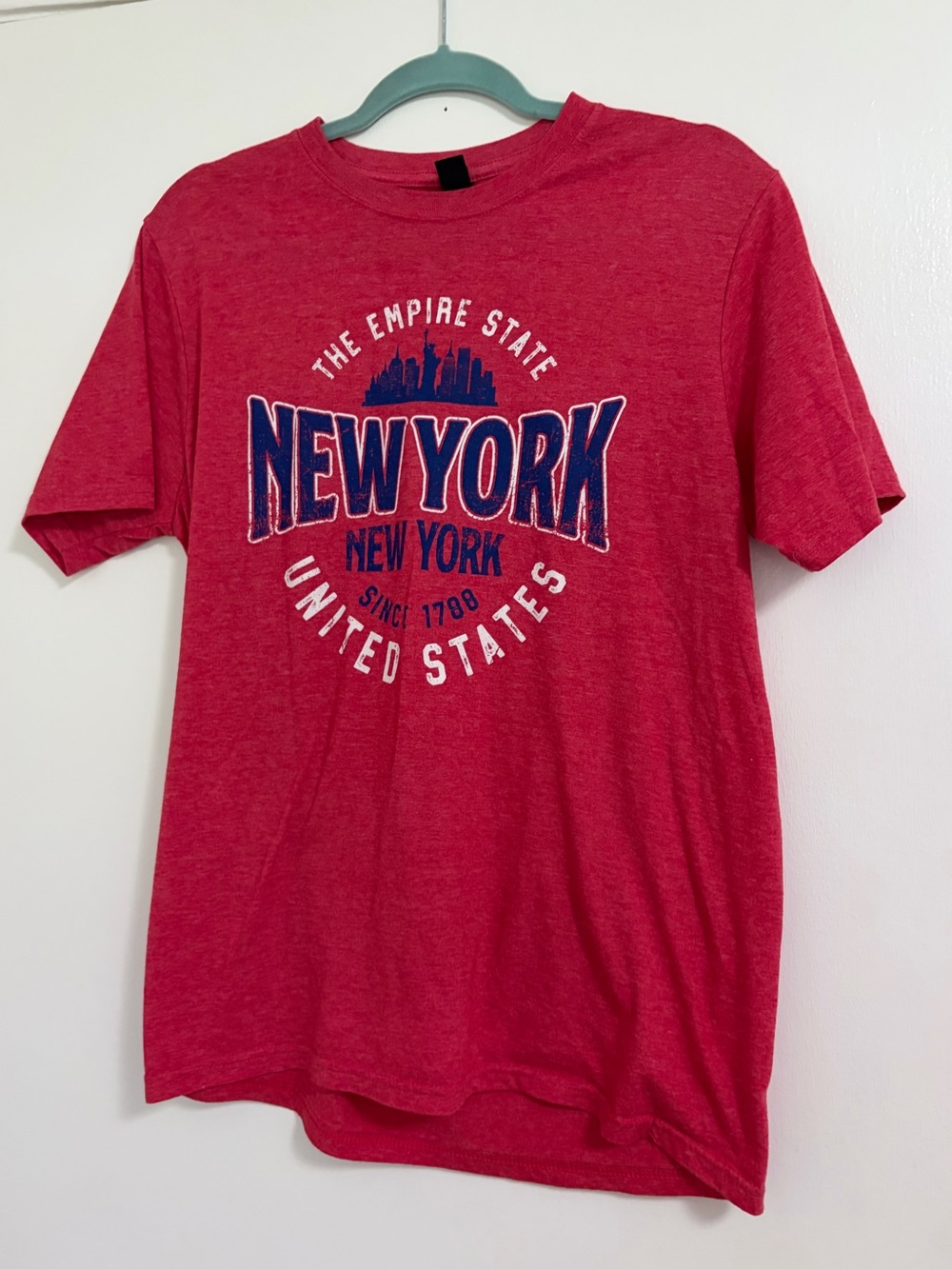 New York Graphic Tee - Red Crew Neck